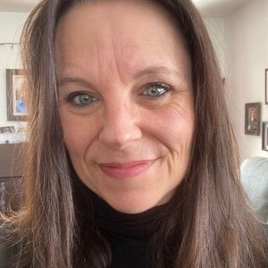 Meet your Posher, Carolyne